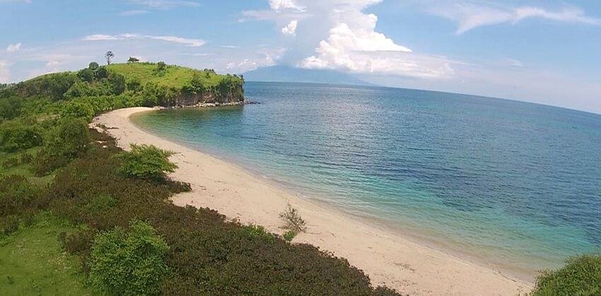 land sumbawa secret bay 7